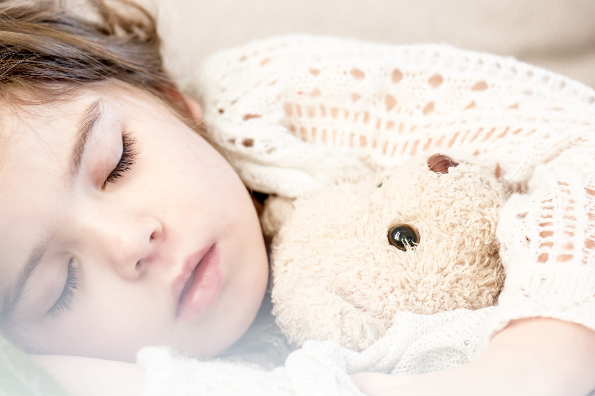 Sen maluszka: Ile powinno spać 5 miesięczne dziecko?